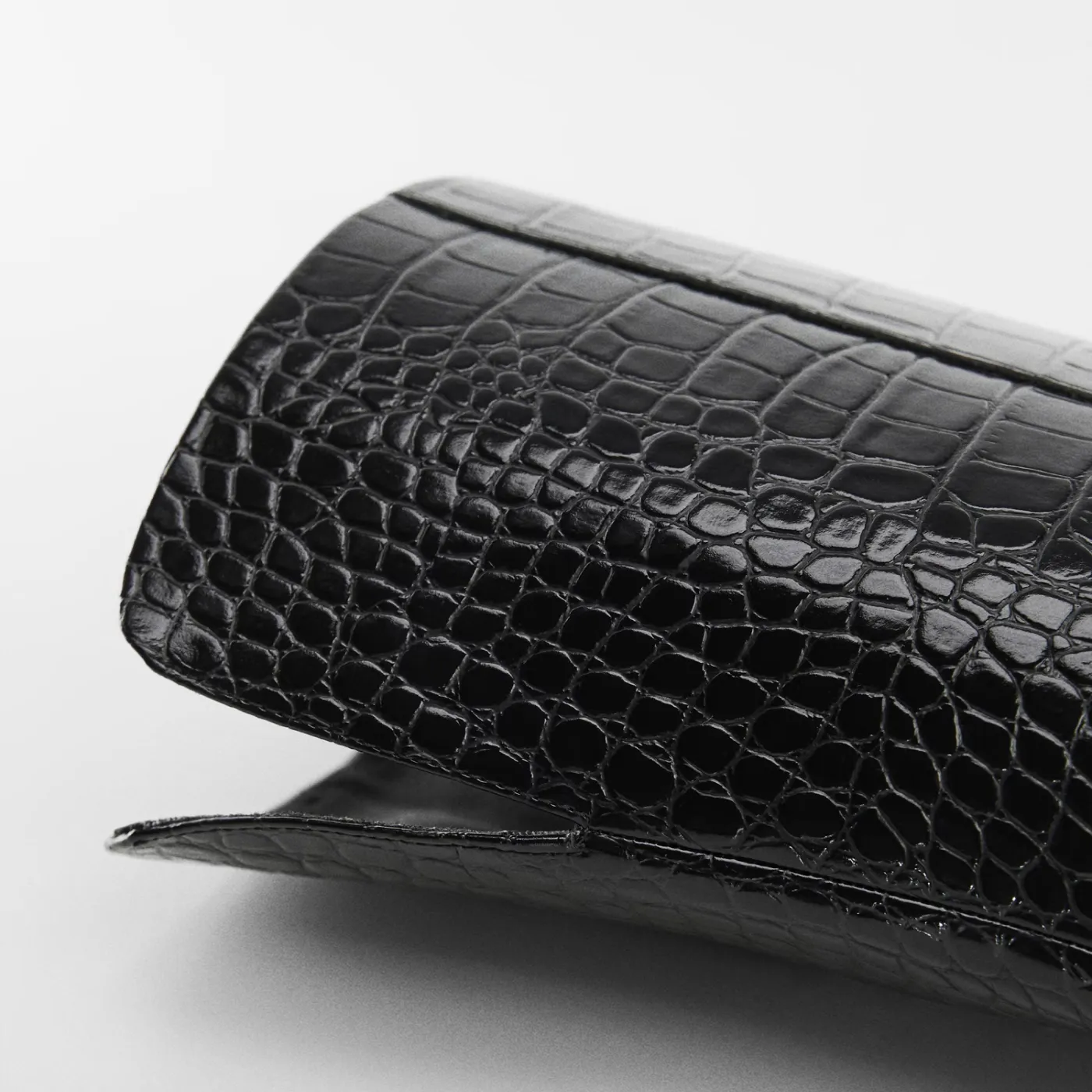 Black Croc-Effect Based Stiletto Boots - Imagen 4